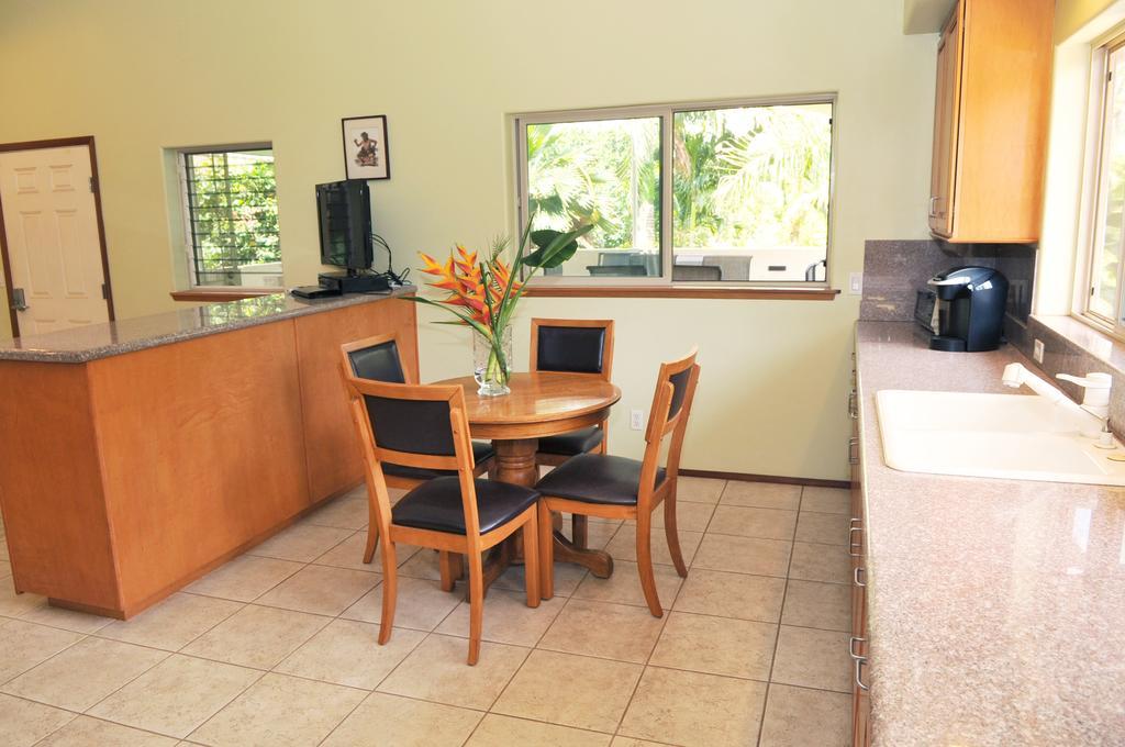 Aloha Aku Inn & Suites Kīhei Zimmer foto