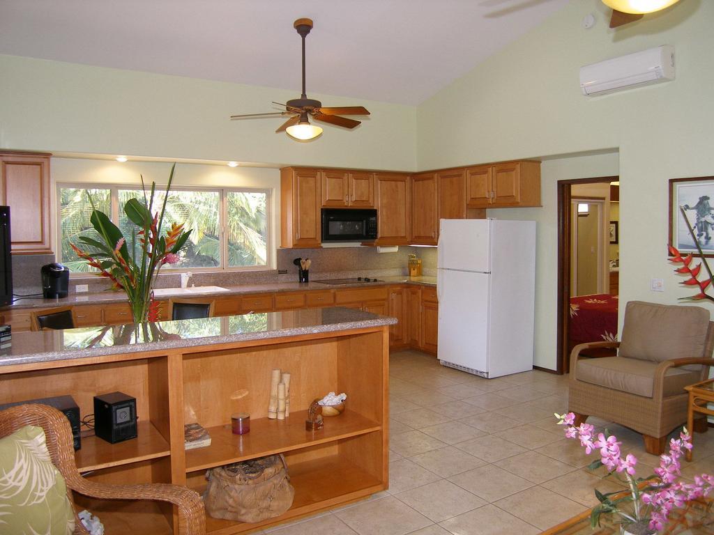 Aloha Aku Inn & Suites Kīhei Zimmer foto