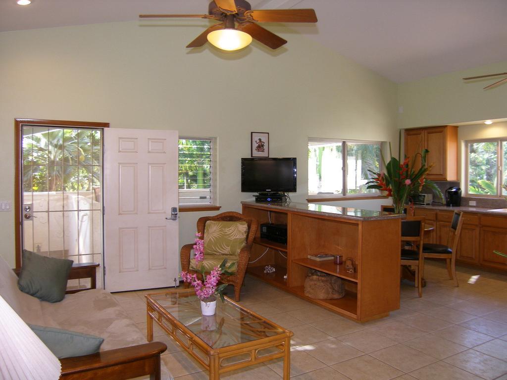 Aloha Aku Inn & Suites Kīhei Zimmer foto